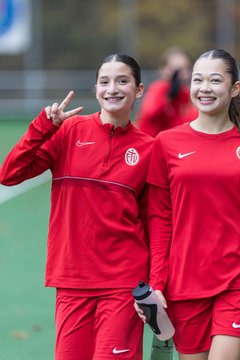 Bild 31 - wCJ VfL Pinneberg - Eimsbuettler TV : Ergebnis: 0:3